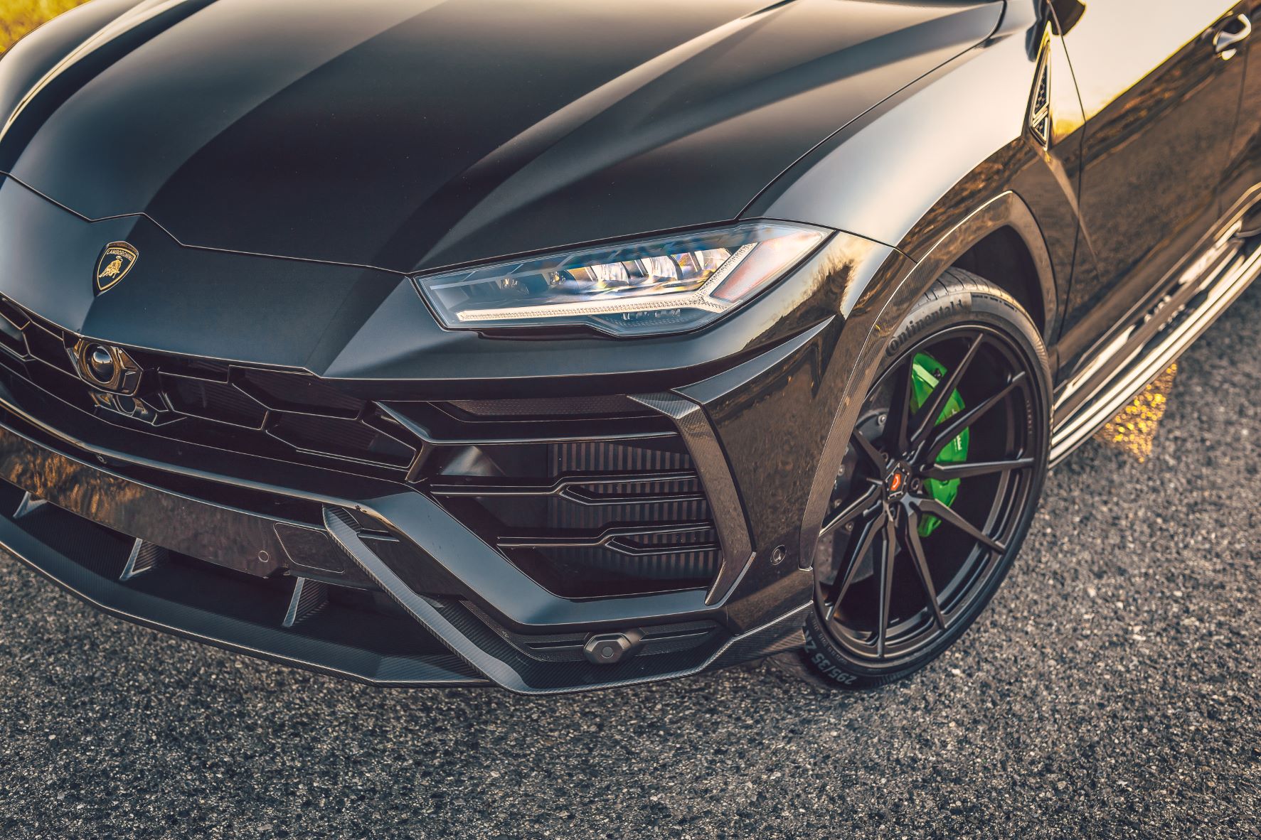 RYFT Lamborghini Urus Carbon Fibre Lower Front Lip (L+R)