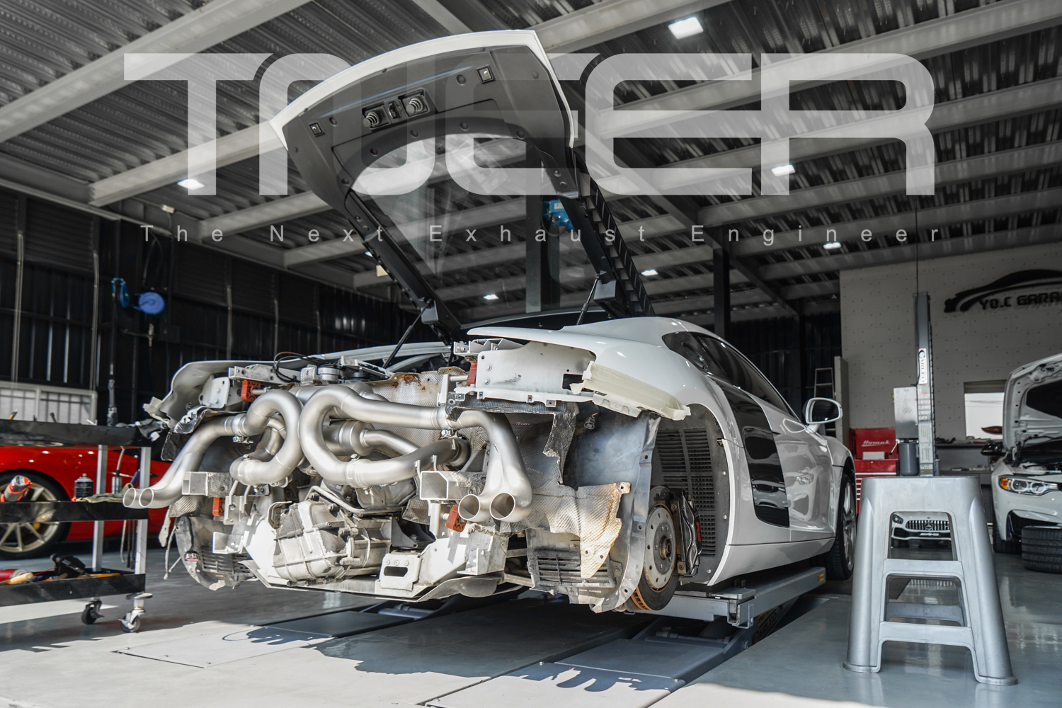 Audi R8 (MK1) V8 TNEER Valvetronic Rear Mufflers Exhaust System