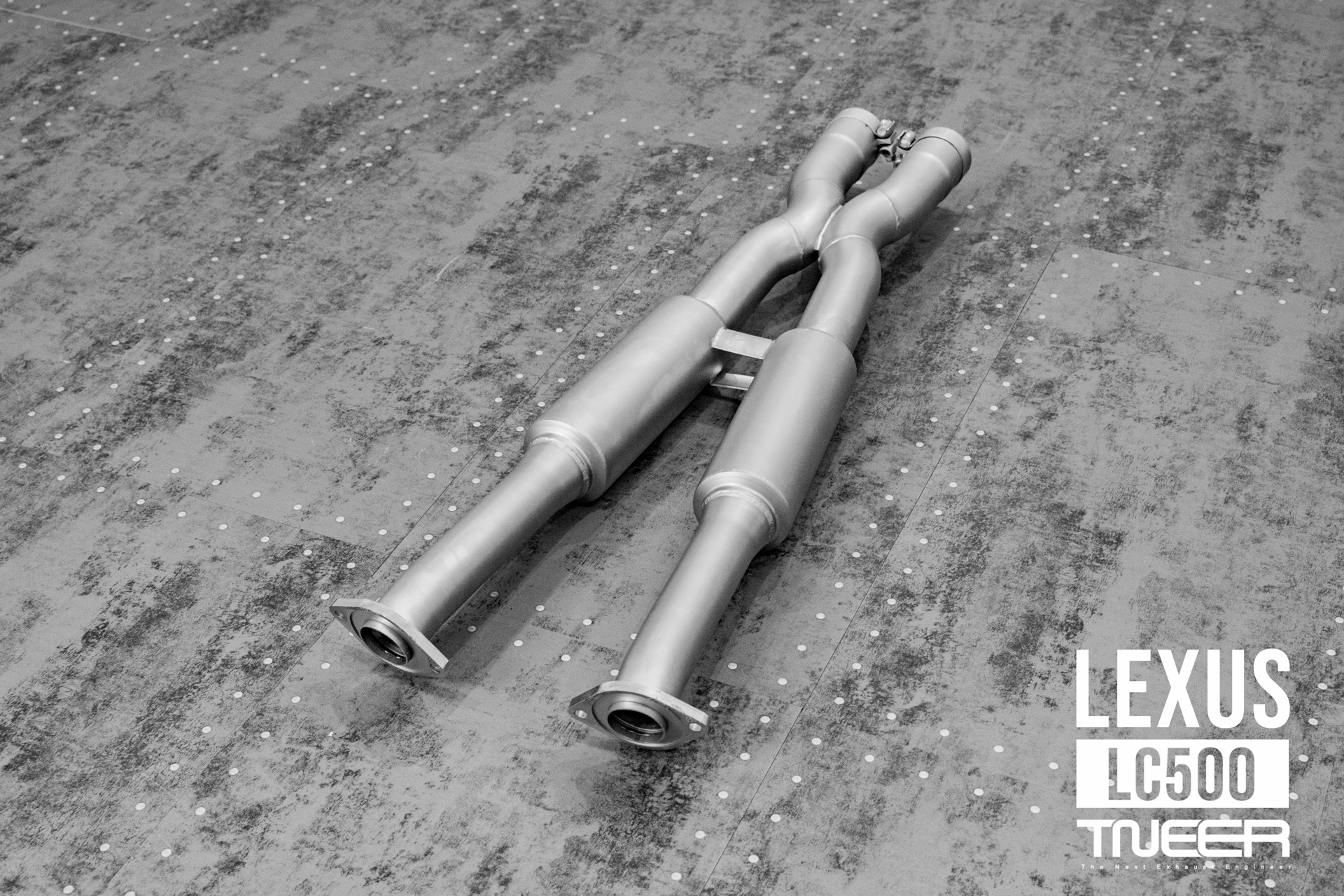 LEXUS LC500 TNEER Performance Exhaust System with TACS