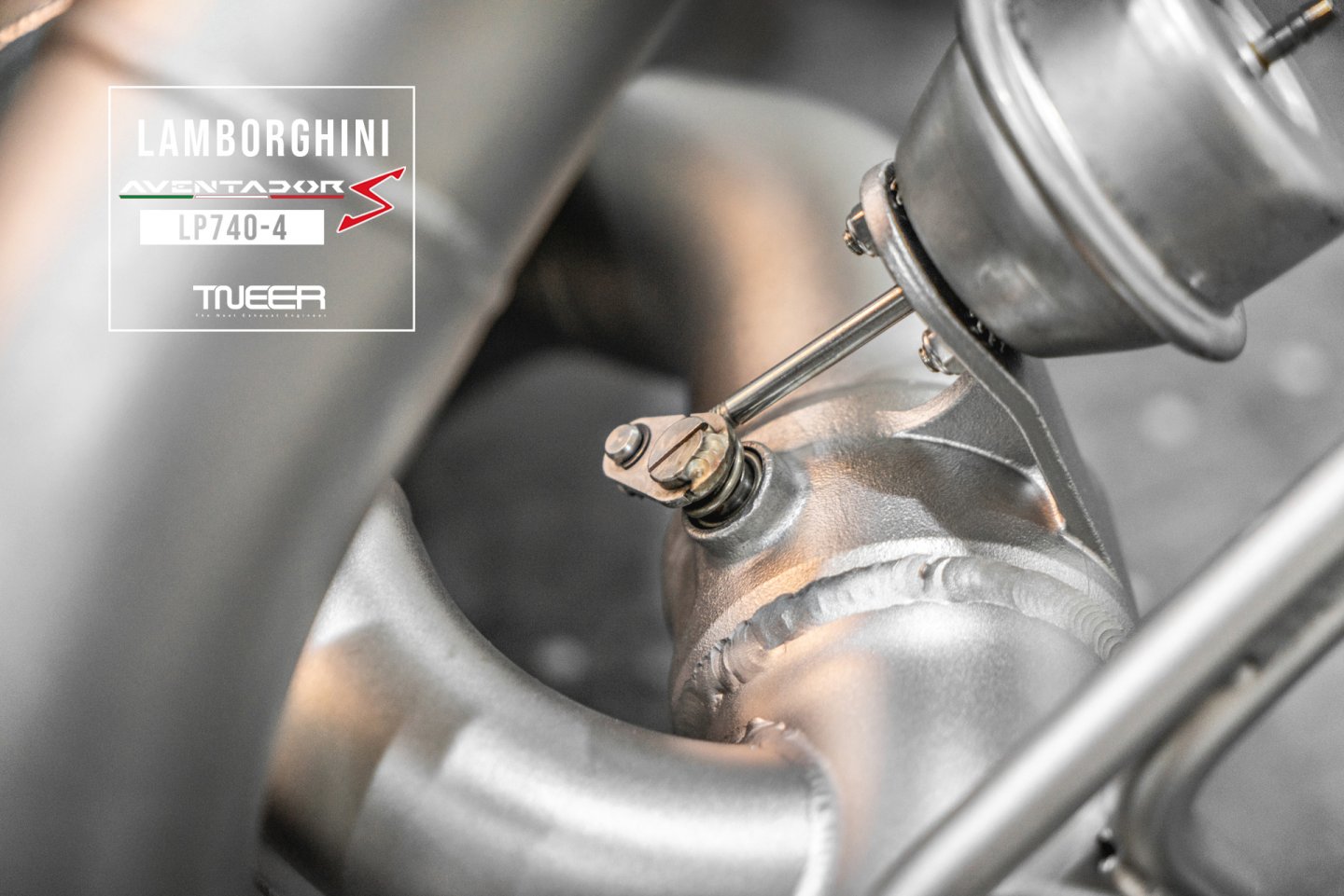 Lamborghini Aventador S LP740-4 TNEER Valvetronic Exhaust System
