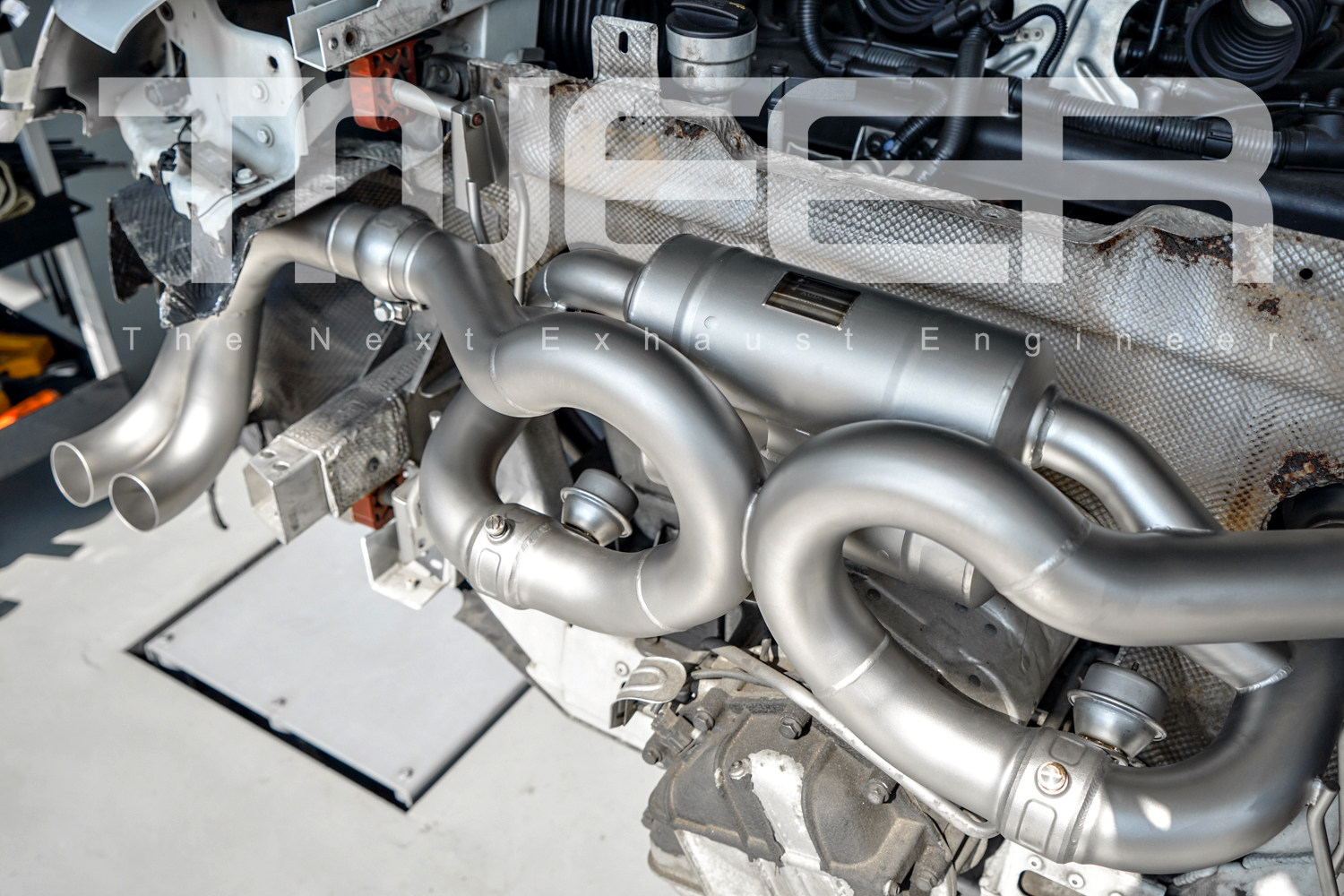 AUDI R8 MK1 V8 / V10 TNEER Quantum Ceramic Titanium Race Exhaust (Non-Valvetronic)