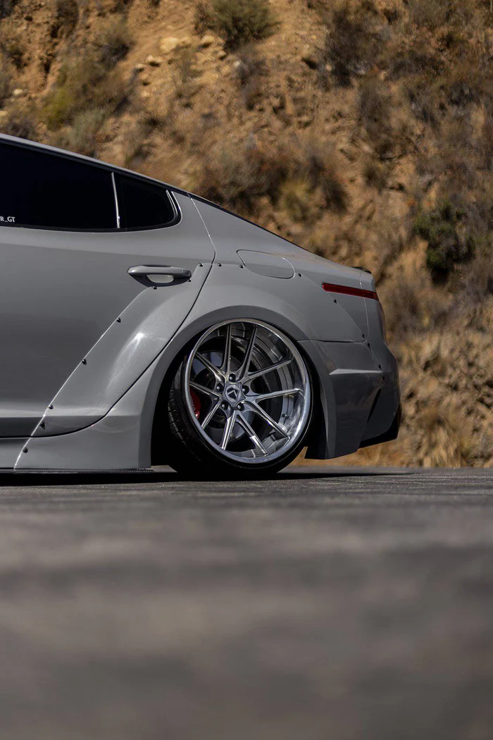 KIA STINGER ADRO WIDEBODY KIT