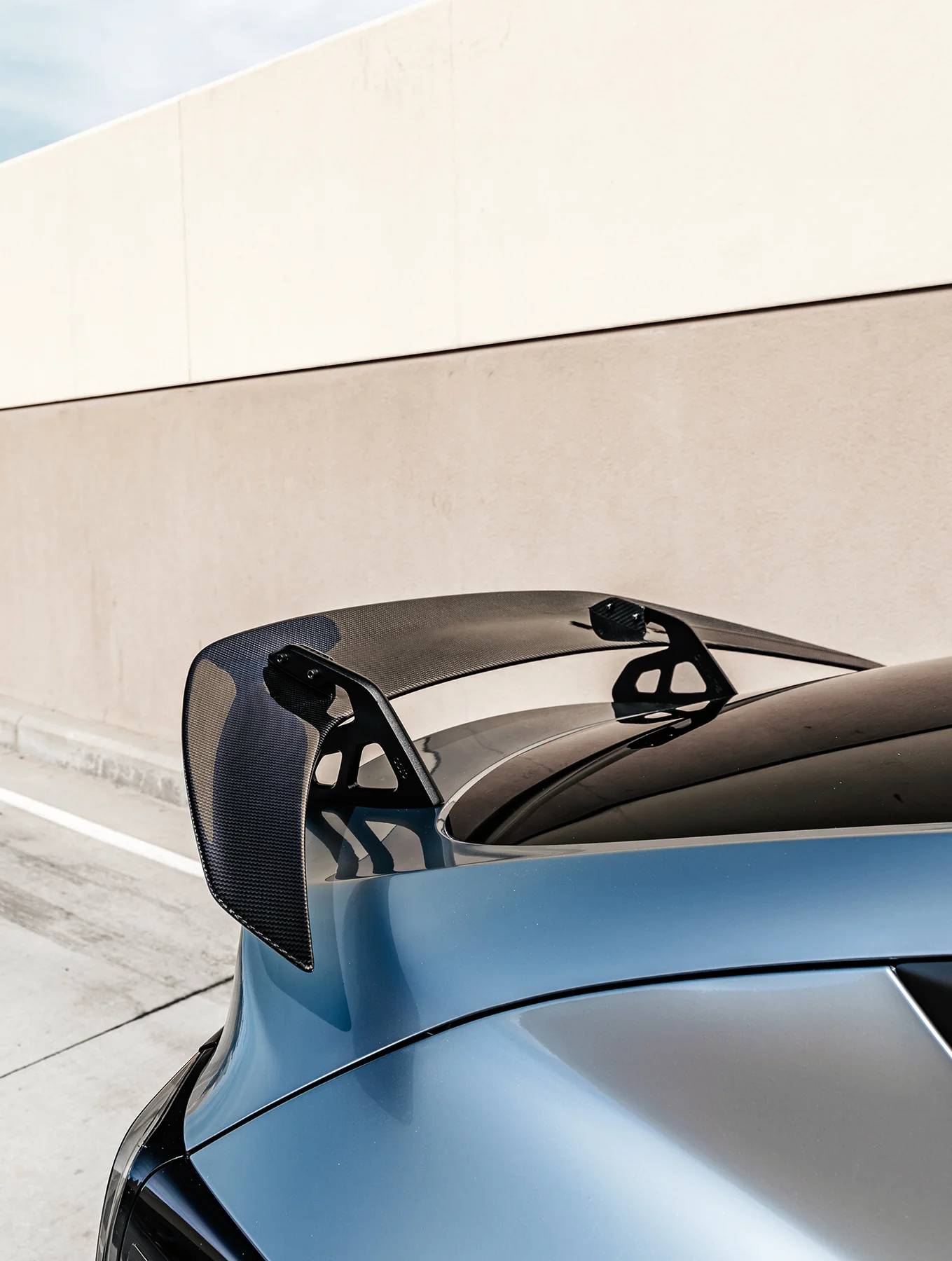 TESLA MODEL Y ADRO AT-S SWAN NECK WING