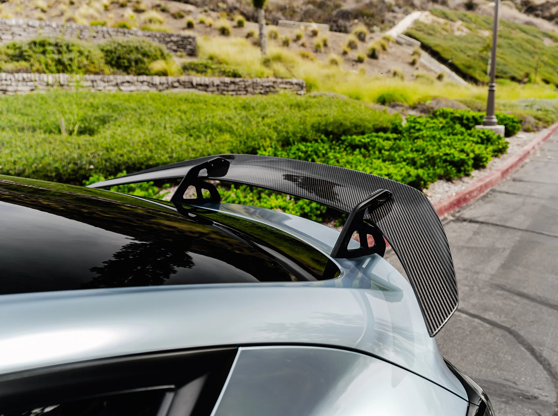 TESLA MODEL Y ADRO AT-S SWAN NECK WING