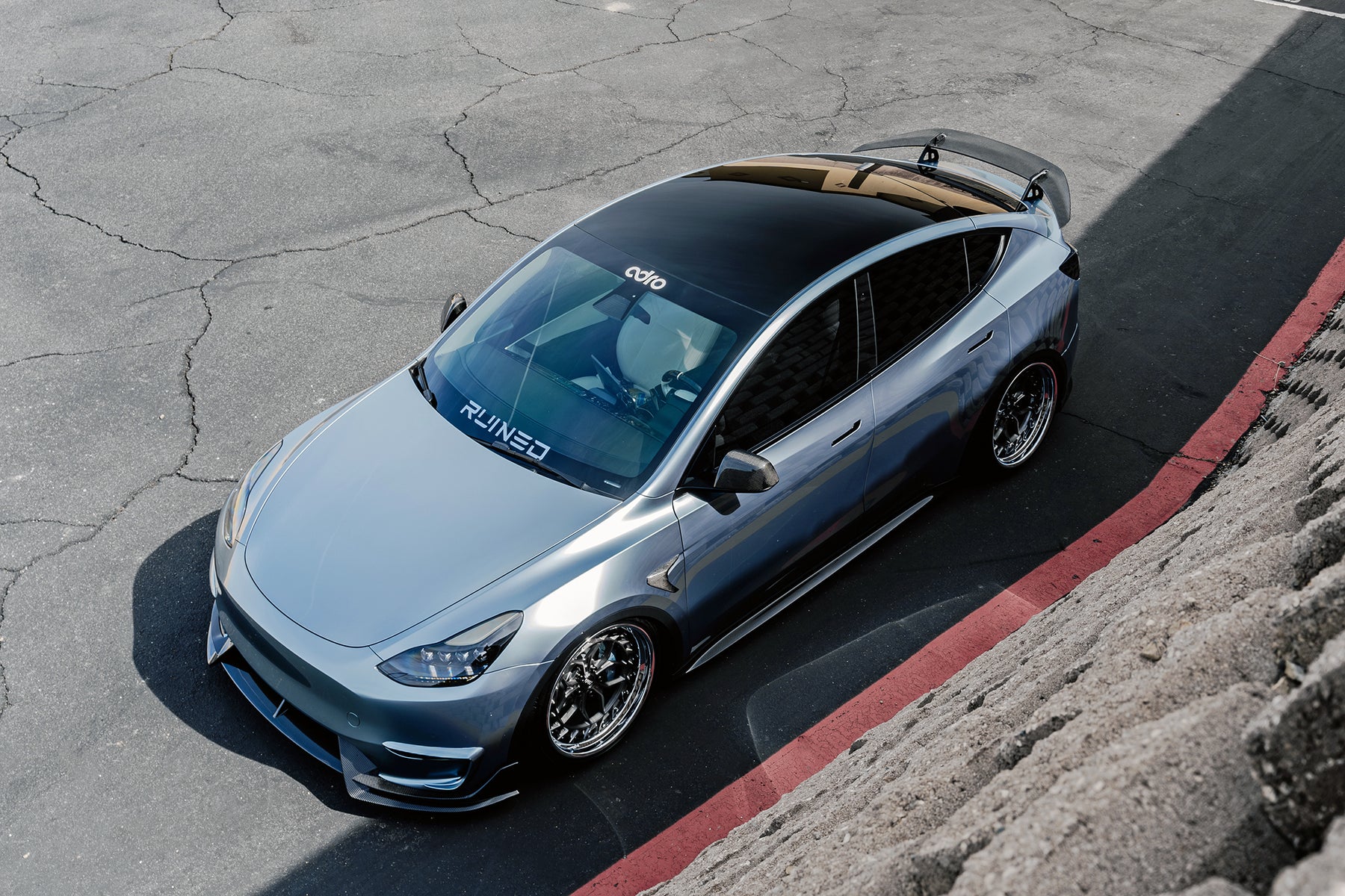 TESLA MODEL Y ADRO AT-S SWAN NECK WING