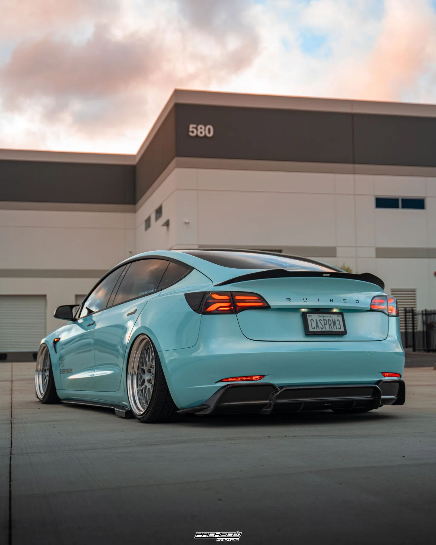 TESLA MODEL 3 ADRO SPOILER V2